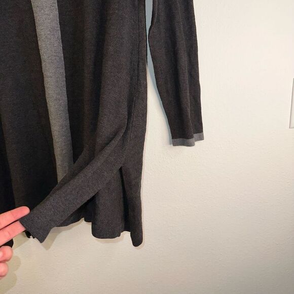 Soft Surroundings Womens Petite L Charcoal Gray Soft & Stretchy Striped Tunic - Picture 3 of 6